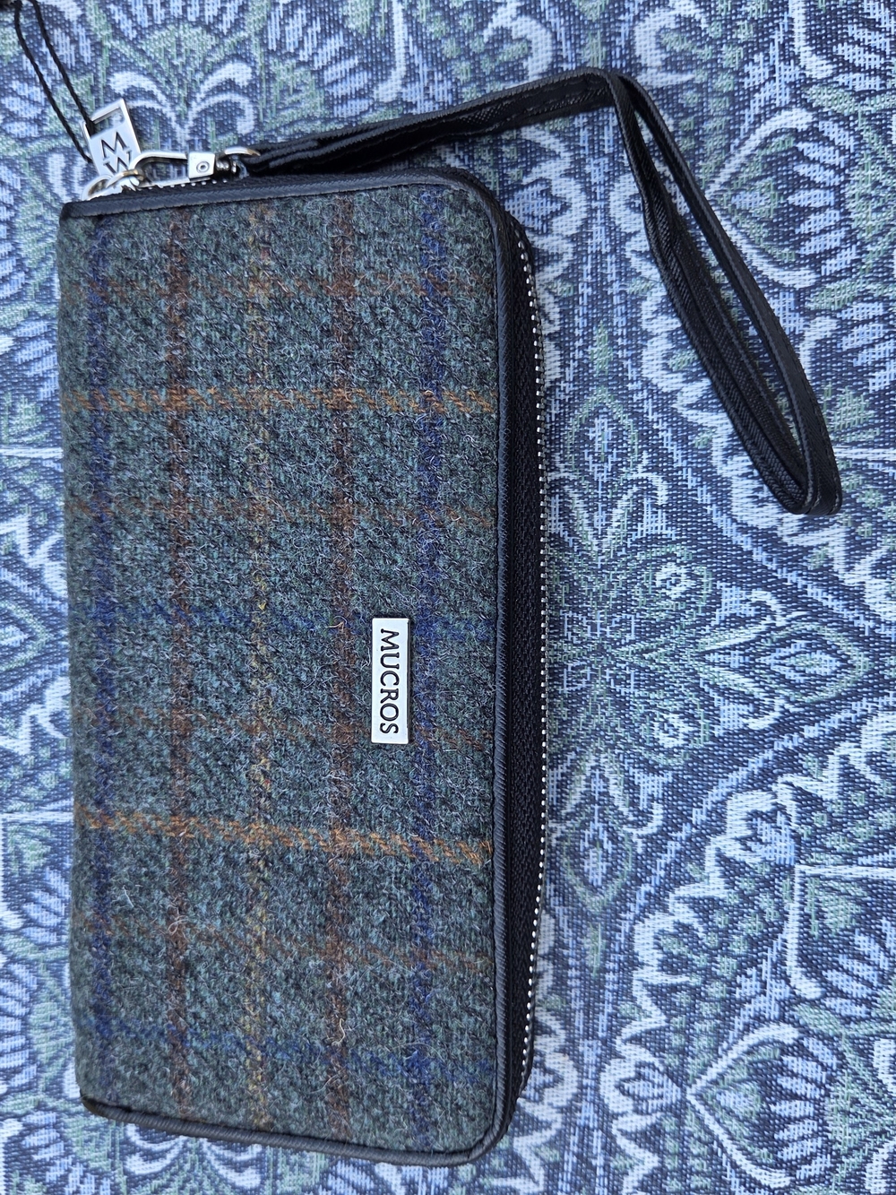 Mucros Weavers Women's Tweed Wristlet Wallet - Green, Brown, and Blue Brand New! - Picture 7 of 8